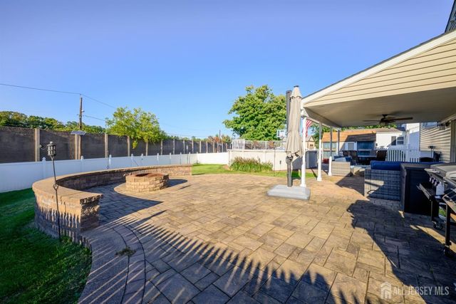 41 Wilson Drive, Fords, NJ 08863