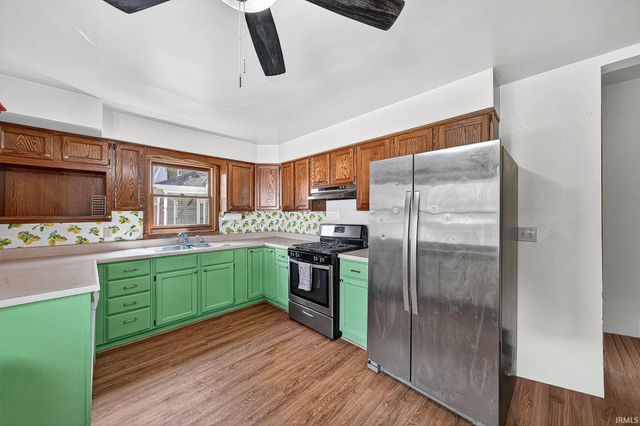 1040 Woodward Avenue, South Bend, IN 46616