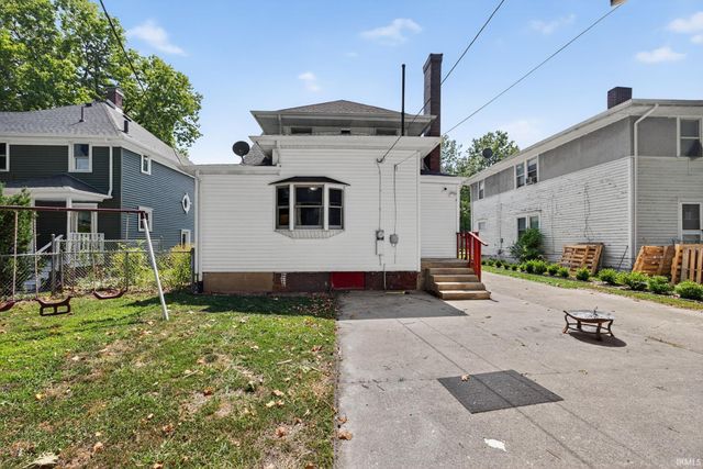 1040 Woodward Avenue, South Bend, IN 46616