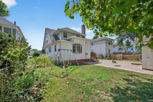 1040 Woodward Avenue, South Bend, IN 46616