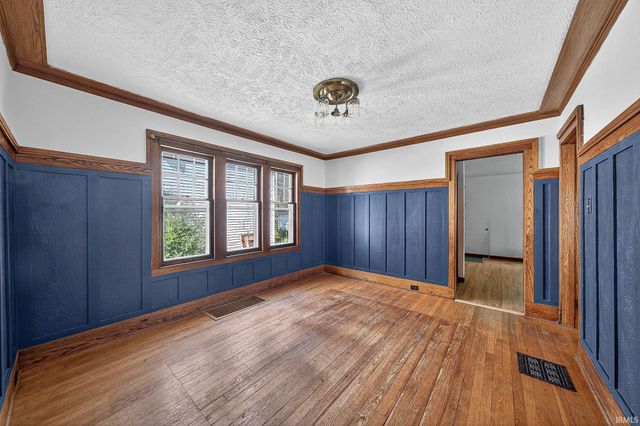 1040 Woodward Avenue, South Bend, IN 46616