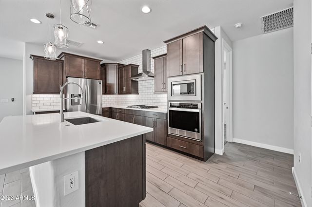 2111 E Questa Drive, Phoenix, AZ 85024