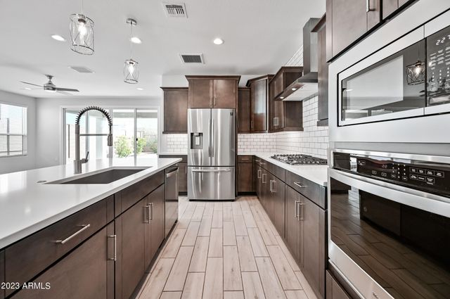 2111 E Questa Drive, Phoenix, AZ 85024
