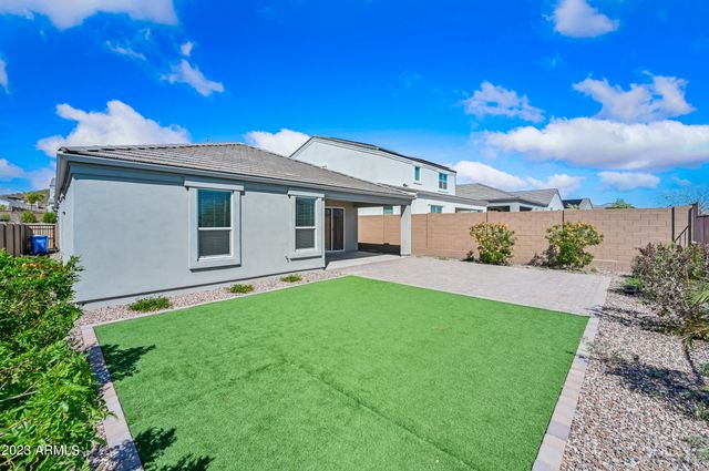 2111 E Questa Drive, Phoenix, AZ 85024