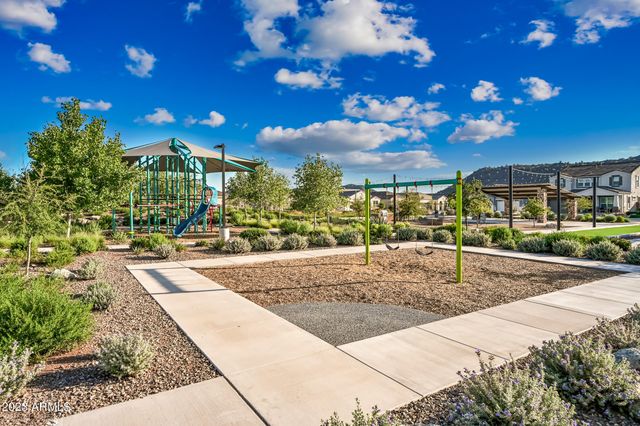 2111 E Questa Drive, Phoenix, AZ 85024