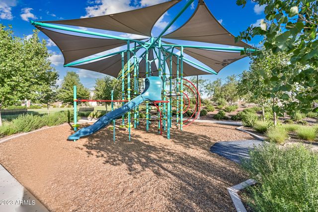 2111 E Questa Drive, Phoenix, AZ 85024