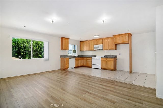 6843 Agnes Avenue 2, North Hollywood, CA 91605