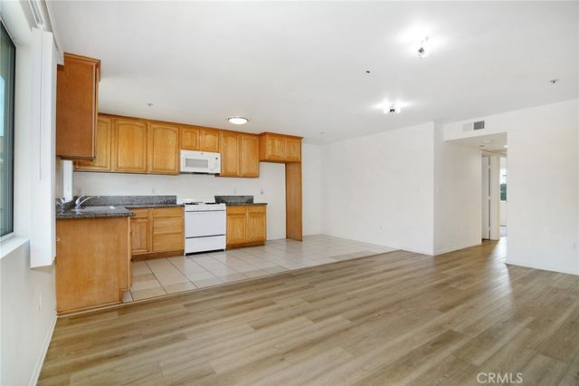 6843 Agnes Avenue 2, North Hollywood, CA 91605