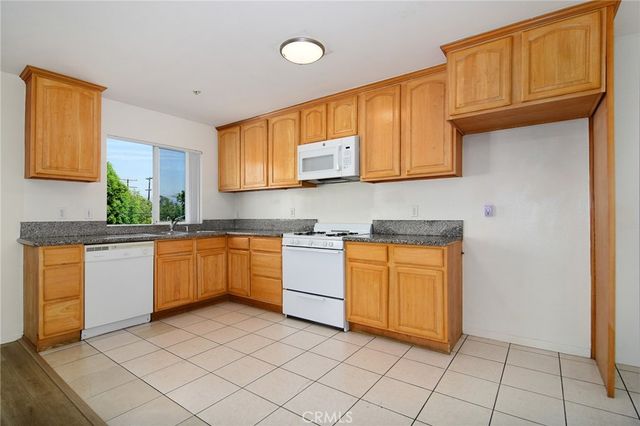 6843 Agnes Avenue 2, North Hollywood, CA 91605