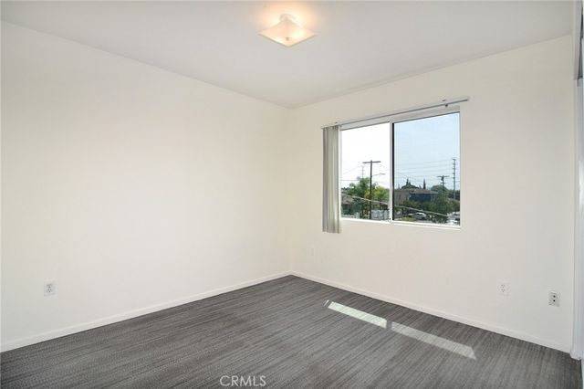 6843 Agnes Avenue 2, North Hollywood, CA 91605