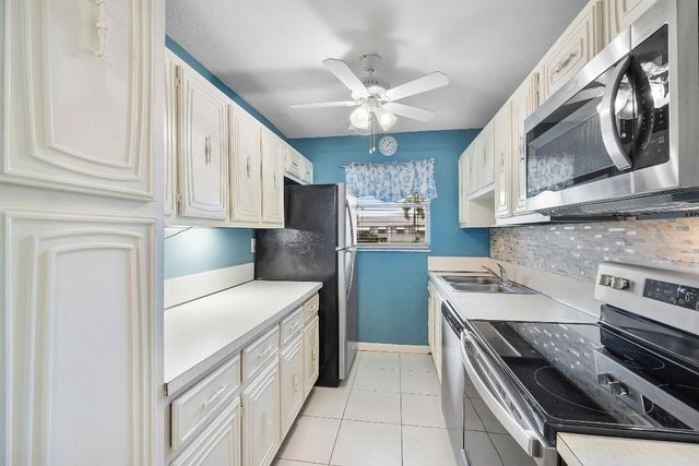 212 High Point Terrace W A, Delray Beach, FL 33445