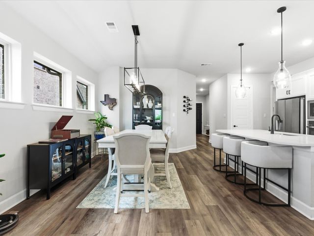 1625 Windflower Drive, Aubrey, TX 76227