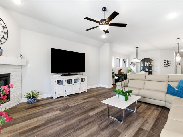 1625 Windflower Drive, Aubrey, TX 76227