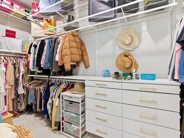 1625 Windflower Drive, Aubrey, TX 76227