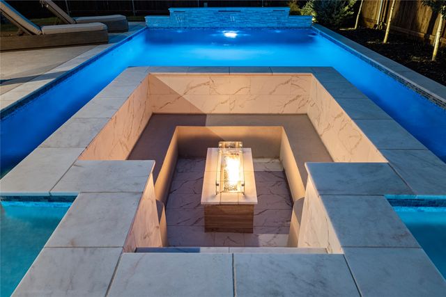 1625 Windflower Drive, Aubrey, TX 76227