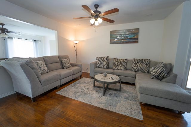 7816 Mary Frances Lane, North Richland Hills, TX 76180