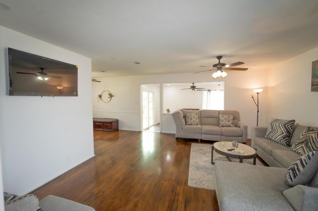 7816 Mary Frances Lane, North Richland Hills, TX 76180