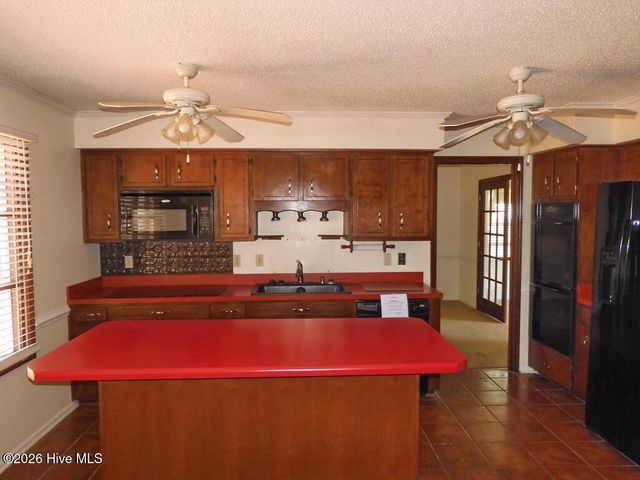 100 Morningside Drive, Vanceboro, NC 28586