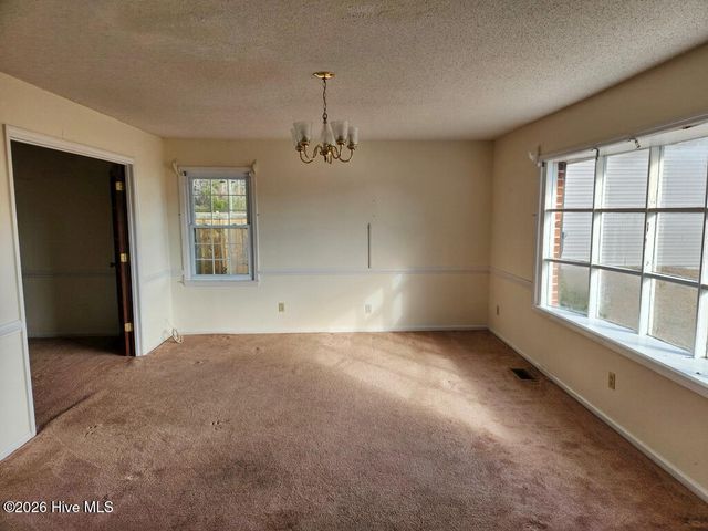 100 Morningside Drive, Vanceboro, NC 28586