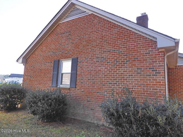 100 Morningside Drive, Vanceboro, NC 28586