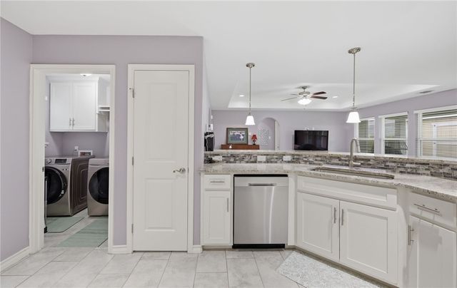 3113 Shallow Creek Dr, Corpus Christi, TX 78410