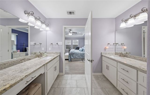 3113 Shallow Creek Dr, Corpus Christi, TX 78410