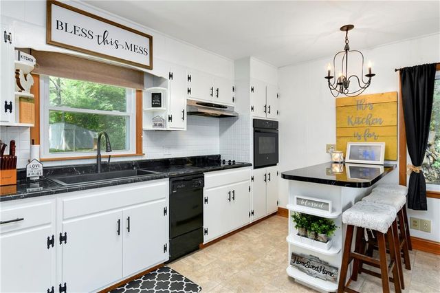 1514 Vilas Street, Leavenworth, KS 66048