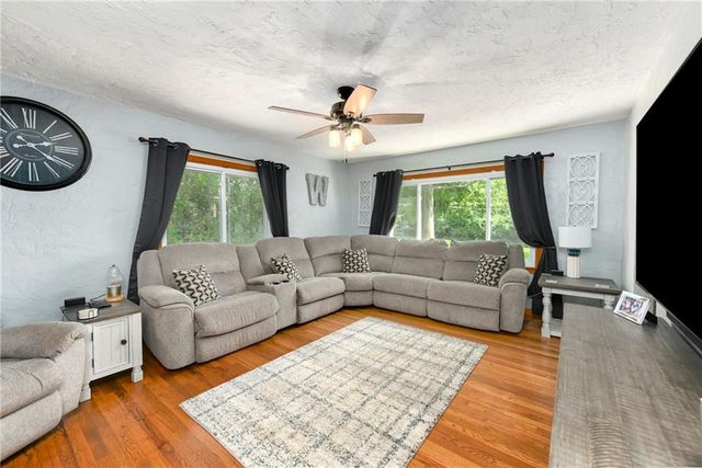 1514 Vilas Street, Leavenworth, KS 66048