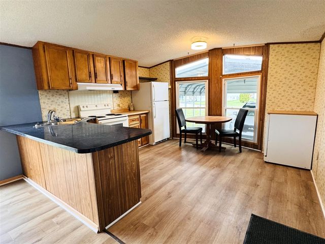 851 Mobile Boulevard 4, Niles, MI 49120