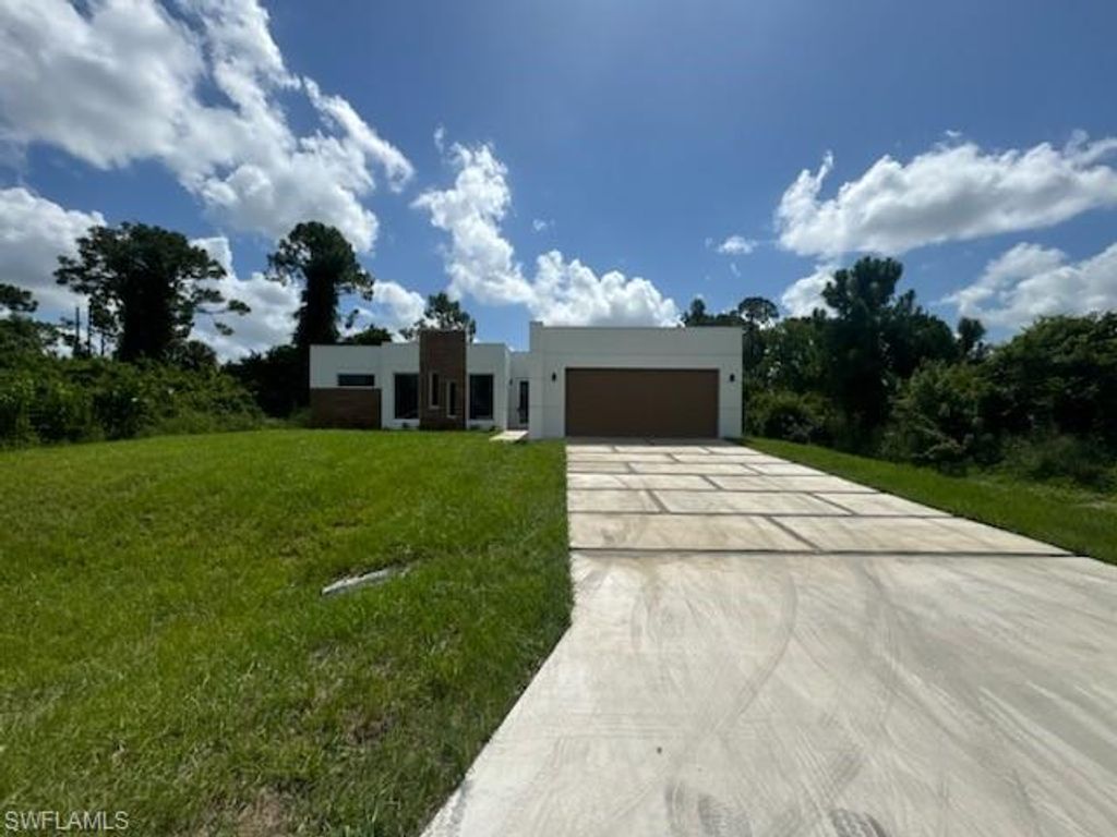 55 Colin AVE S, LEHIGH ACRES, FL 33976 — photo 2