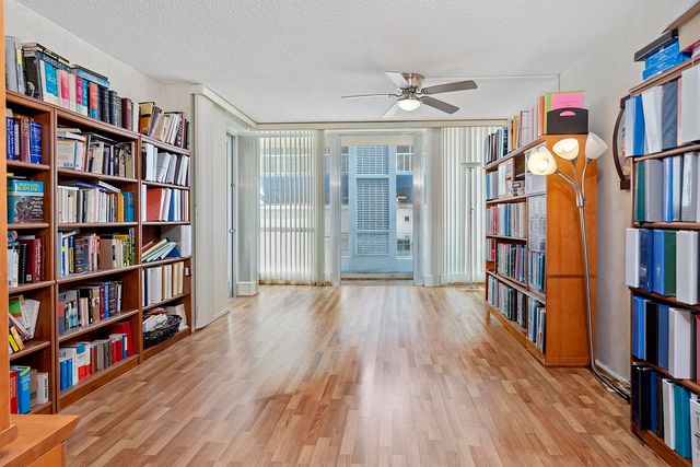 4020 Galt Ocean Drive 1009, Fort Lauderdale, FL 33308