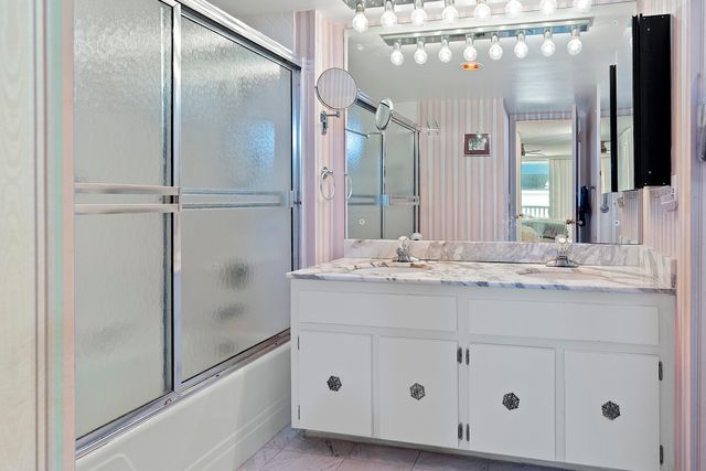 4020 Galt Ocean Drive 1009, Fort Lauderdale, FL 33308