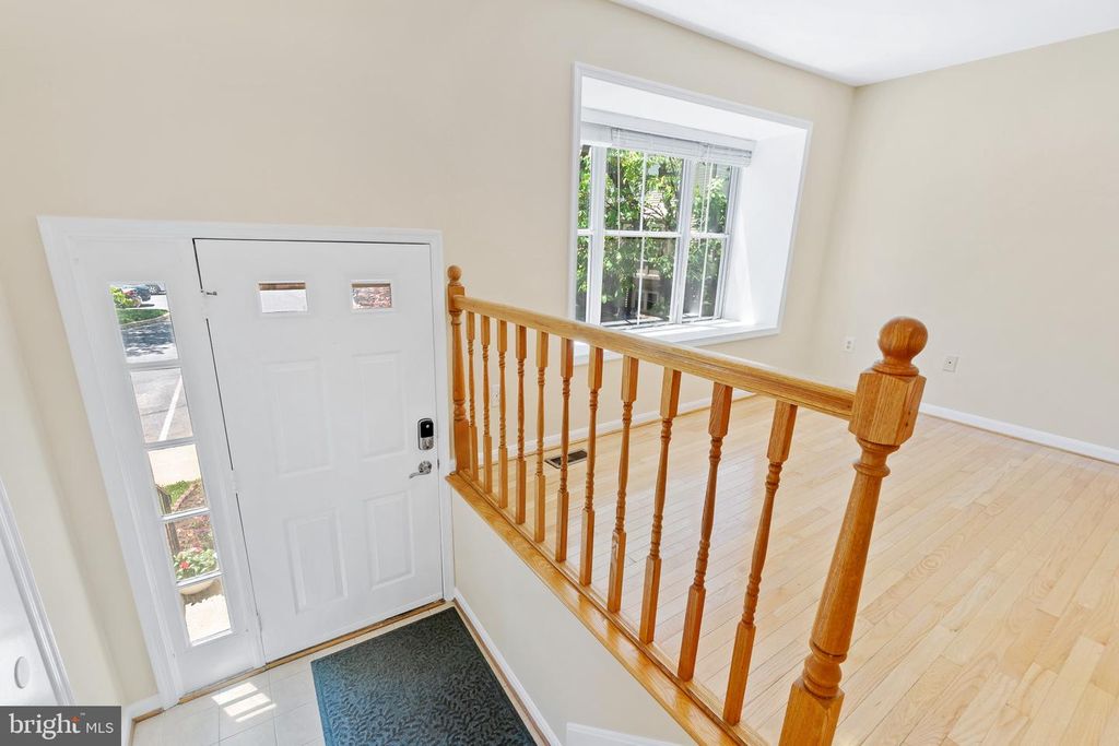 Image 2 of property listing at 18026 VINTAGE RIVER TER, Olney, MD 20832