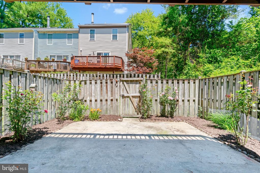 Image 16 of property listing at 18026 VINTAGE RIVER TER, Olney, MD 20832