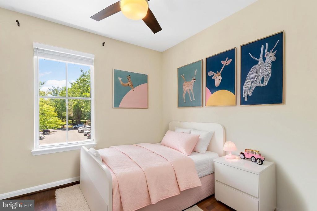 Image 18 of property listing at 18026 VINTAGE RIVER TER, Olney, MD 20832