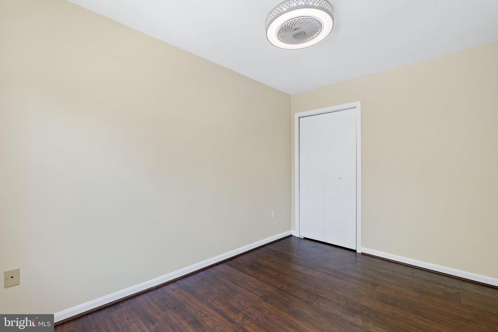 Image 22 of property listing at 18026 VINTAGE RIVER TER, Olney, MD 20832