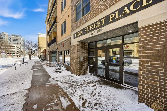 332 S Linn Street 414, Iowa City, IA 52240