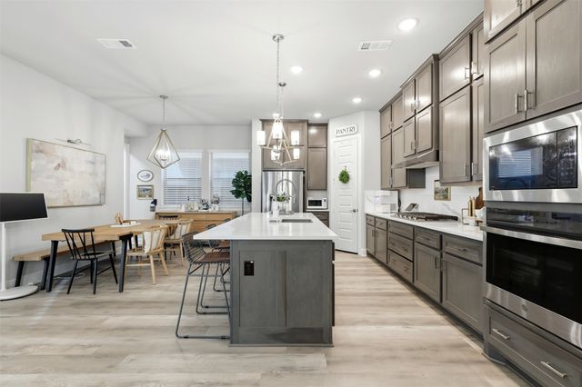 721 Red Fork Drive, Lewisville, TX 75056