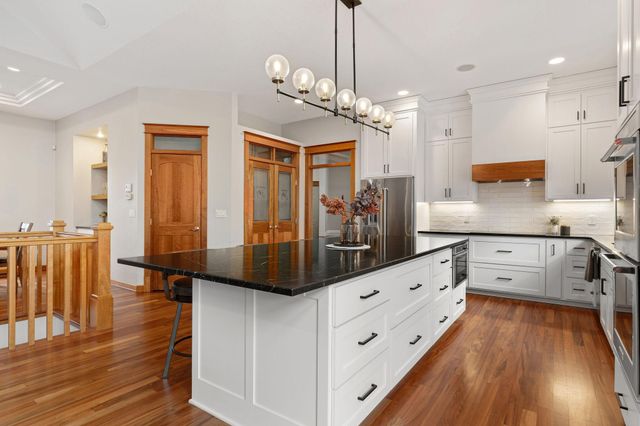 8760 Pine Crest Lane NW, Rochester, MN 55901