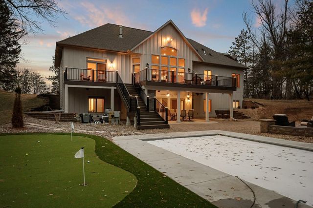 8760 Pine Crest Lane NW, Rochester, MN 55901