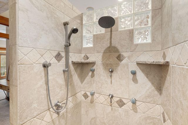 8760 Pine Crest Lane NW, Rochester, MN 55901