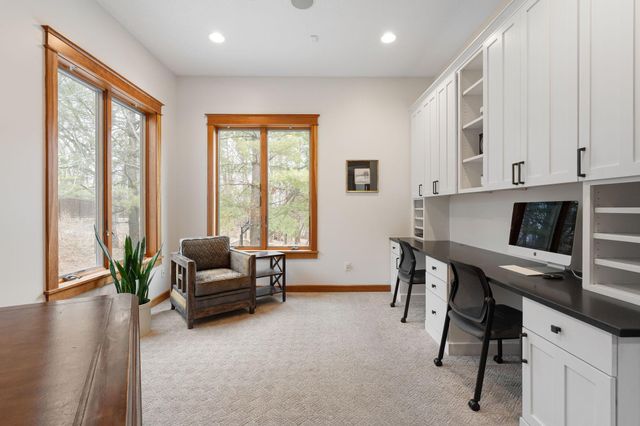 8760 Pine Crest Lane NW, Rochester, MN 55901