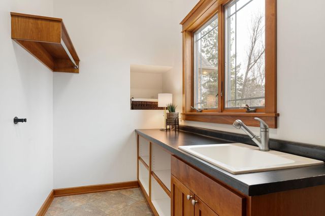 8760 Pine Crest Lane NW, Rochester, MN 55901