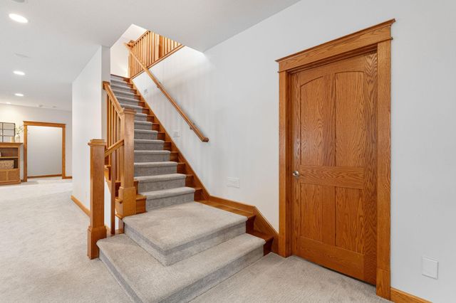 8760 Pine Crest Lane NW, Rochester, MN 55901