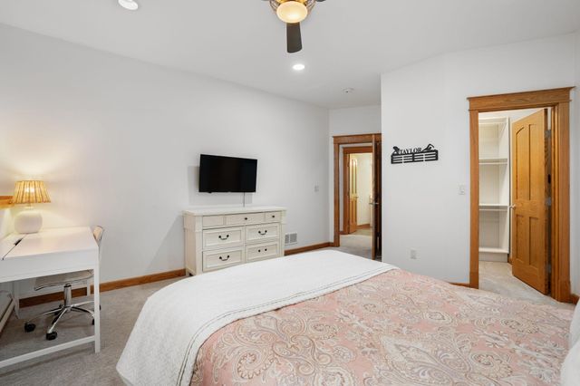 8760 Pine Crest Lane NW, Rochester, MN 55901