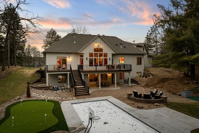 8760 Pine Crest Lane NW, Rochester, MN 55901