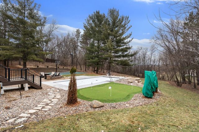 8760 Pine Crest Lane NW, Rochester, MN 55901