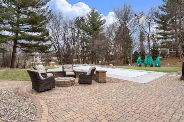 8760 Pine Crest Lane NW, Rochester, MN 55901