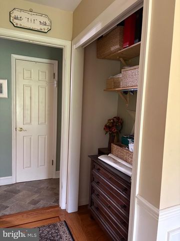 115 EVERGREEN DR, Downingtown, PA 19335