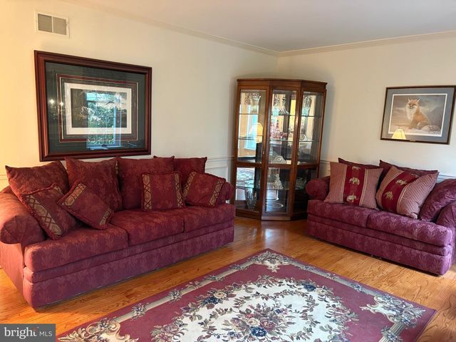 115 EVERGREEN DR, Downingtown, PA 19335